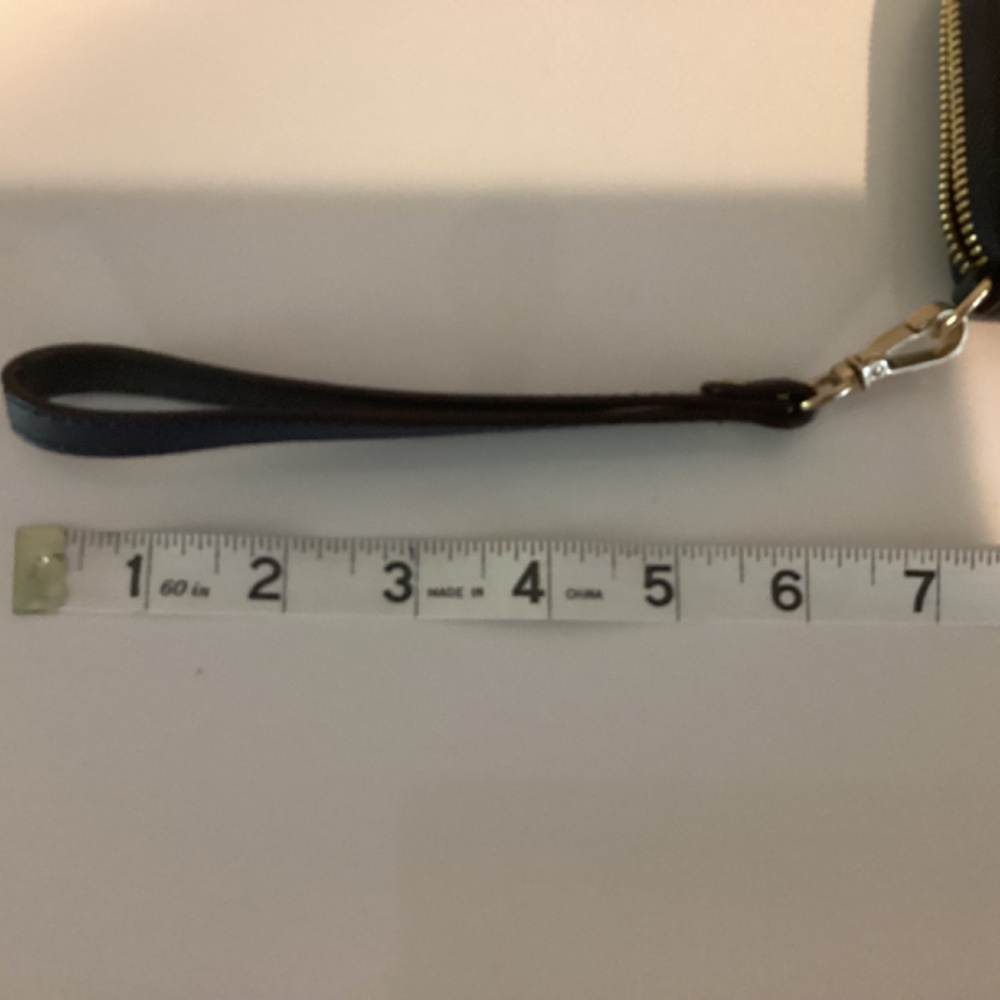 Michael Kors Navy Blue Wrislet wallet - Picture 6 of 8